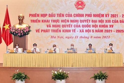 Xứng đáng là ngọn đuốc soi đường