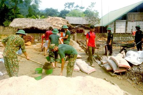 Bộ đội về làng