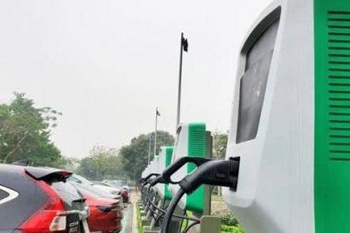 Mỹ chi 7,5 tỷ USD phát triển trạm sạc xe điện