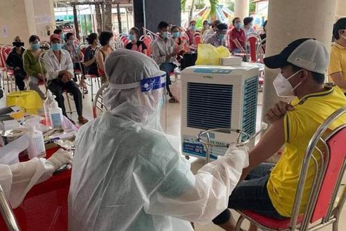 Hơn 4,3 triệu người dân thành phố Hồ Chí Minh được tiêm vắc xin phòng Covid-19
