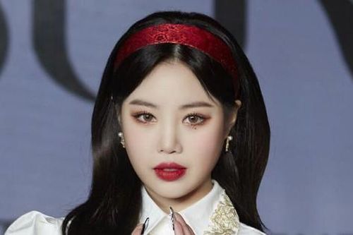 NÓNG: 'Hết đường bênh' vì scandal bạo lực học đường, Soojin chính thức rời (G)I-DLE