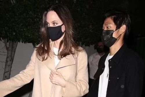 Pax Thiên đi ăn riêng cùng Angelina Jolie