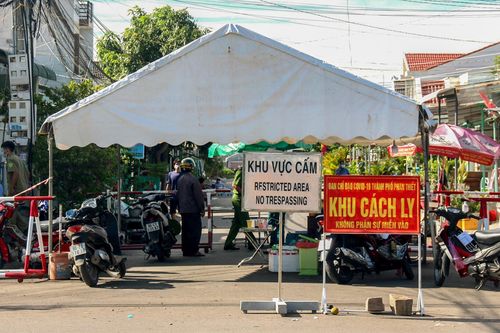 Chủ tịch phường lơ là chống dịch