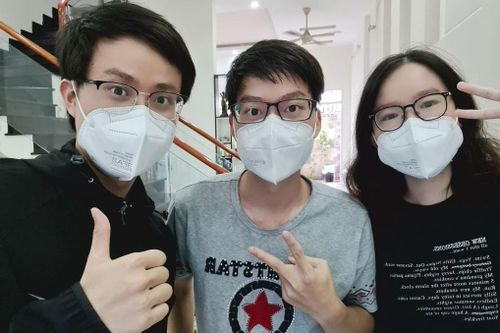 3 anh em ruột là sinh viên Y, cùng tham gia chống dịch ở TP.HCM