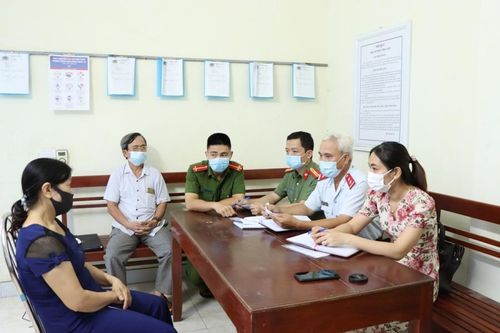 Xử phạt người đăng tin bịa đặt chữa khỏi Covid-19 bằng Pháp Luân công