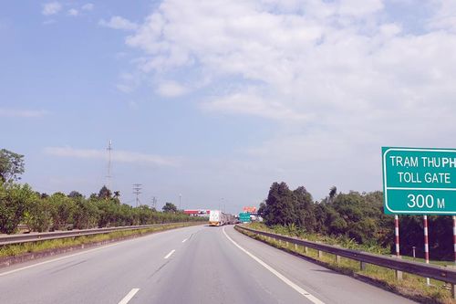 Điều chỉnh phương án thu phí đường cao tốc Nội Bài - Lào Cai