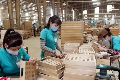 Tăng tỷ trọng chế biến sâu trong sản phẩm gỗ xuất khẩu