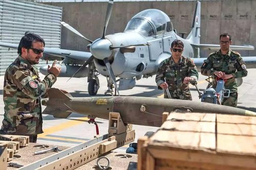 'Kho vũ khí tỉ đô' của Afghanistan rơi vào tay Taliban khiến Mỹ bất ngờ