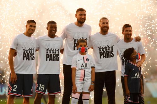Lễ ra mắt hoành tráng của Messi và dàn tân binh PSG