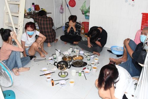 7 người dự tiệc sinh nhật trong thời gian giãn cách xã hội