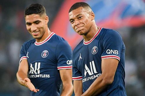 Mbappe bị CĐV PSG la ó trước trận đấu với Strasbourg