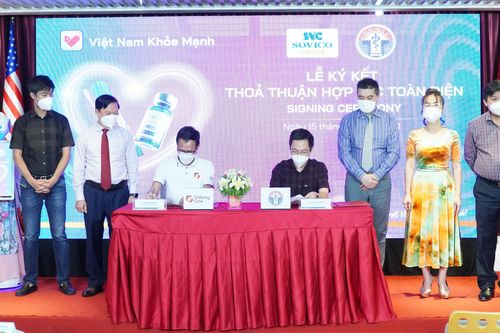 Bàn giao phần mềm giúp quản lý, kiểm soát dịch bệnh và xét nghiệm cộng đồng