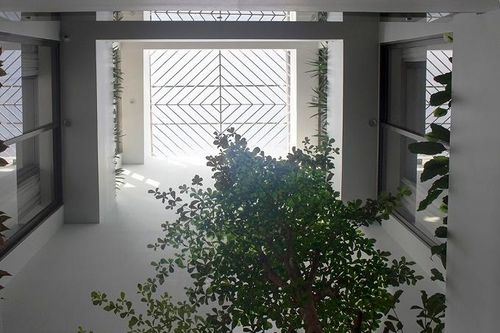 Ngợp mắt trước ngôi nhà không gian đa chiều, gió thông khắp các phòng mát rượi
