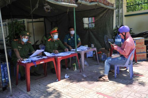 Nha Trang tăng cường kiểm soát, xử lý người vi phạm quy định phòng, chống dịch