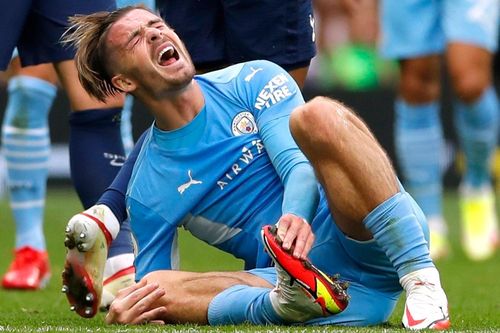 Tân binh 100 triệu bảng của Man City gây thất vọng