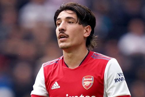 Bellerin tìm đường rời Arsenal