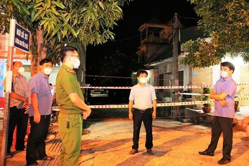 Hà Tĩnh: Phát hiện 5 ca mắc Covid-19 là người trong 1 gia đình