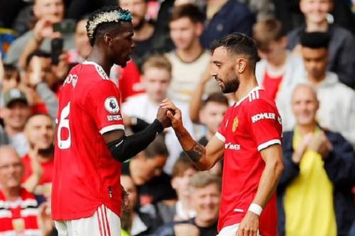Hàng tiền vệ MU: Bruno Fernandes tỏa sáng, Ole sẽ thêm... đau đầu