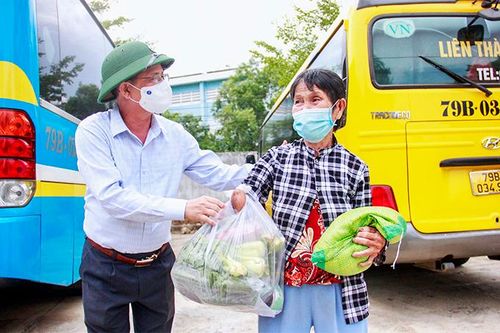 Không để dân đói khi thực hiện giãn cách xã hội