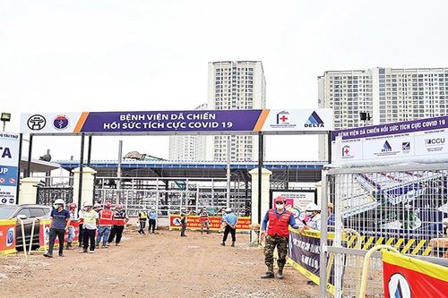 Đẩy nhanh tiến độ thi công bệnh viện dã chiến Hoàng Mai