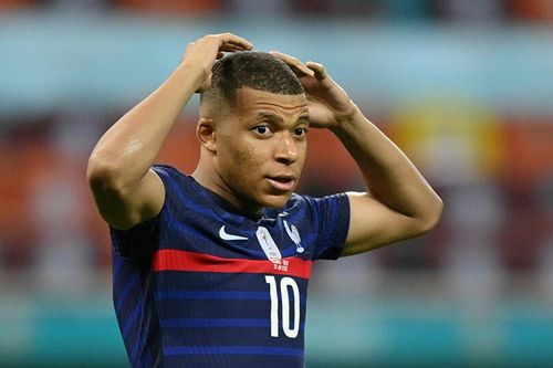 Có được Messi, PGS 'đại hạ giá' rao bán tiền đạo Mbappe