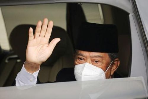 Nội các Malaysia đã đệ đơn từ chức lên Quốc vương