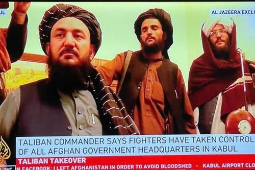 Tổng thống Afghanistan lần đầu lên tiếng sau khi tháo chạy khỏi Kabul