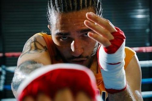 Cháu huyền thoại Mohamed Ali hạ knock-out đối thủ ngay lần đầu thượng đài chuyên nghiệp