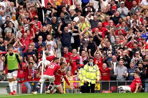 Chìa khóa giúp Premier League khai màn như hội