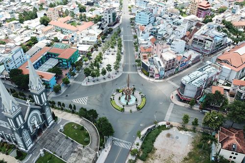 Bình Dương tiếp tục giãn cách xã hội thêm 15 ngày