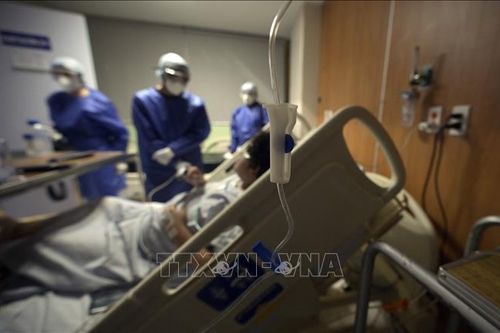 Tỷ lệ nhập viện trong giới trẻ Mexico tăng do chần chừ tiêm vaccine