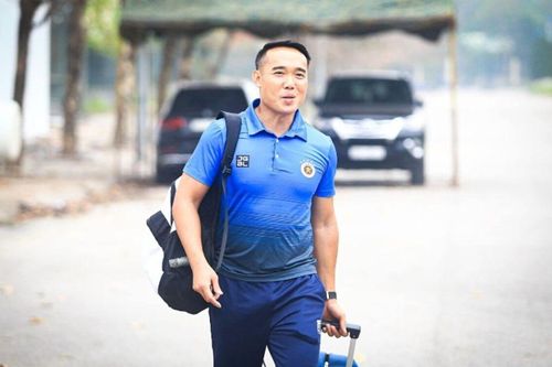 Hà Nội FC bất ngờ chia tay hai công thần