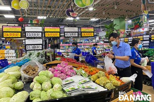 Sẵn sàng cung ứng hàng hóa đến người dân