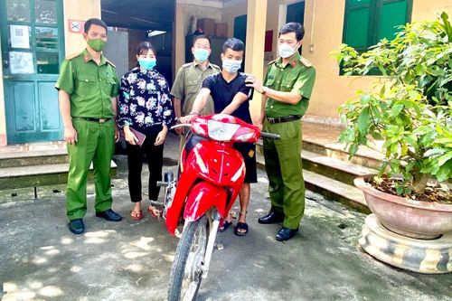 Công an huyện Bảo Thắng bắt đối tượng trộm cắp xe máy sau 3 giờ gây án