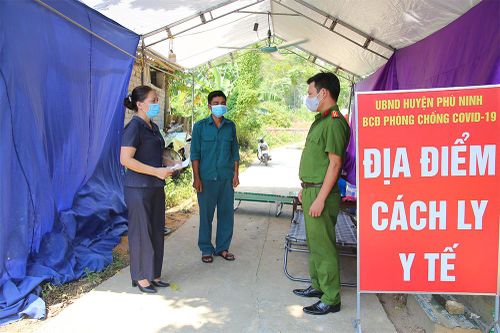 Phát huy vai trò của tổ chức Đảng và đảng viên trong phòng, chống dịch