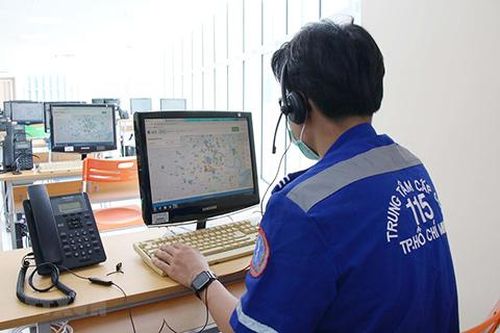 TP. Hồ Chí Minh: Nhiều bệnh nhân 'thoát hiểm' nhờ tổng đài dã chiến 115