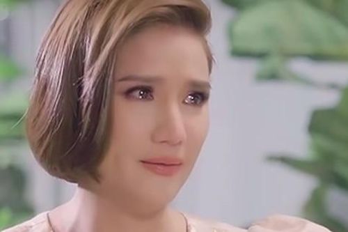 MC Cát Tường gặp sự cố muốn bật khóc: Đúng là trời hại tôi rồi!