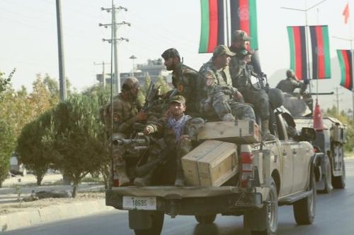 Mỹ sơ tán hơn 700 người khỏi Afghanistan trong 24 giờ qua