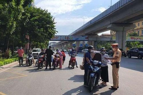 Hà Nội: Xử phạt gần 800 trường hợp vi phạm phòng chống dịch COVID-19