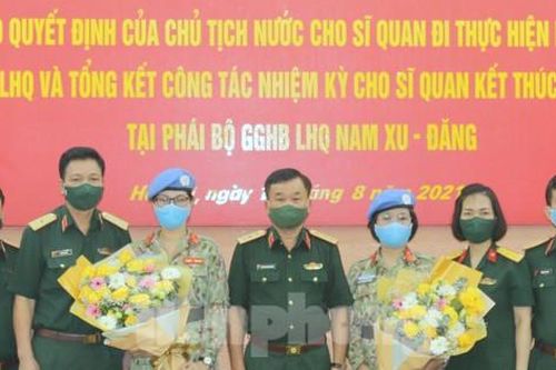 Chủ tịch nước cử nữ trung tá mũ nồi xanh đi gìn giữ hòa bình