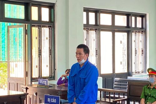 Bị càm ràm con trai đánh mẹ đến chết