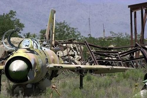 Máy bay quân sự Afghanistan 'lánh nạn' bị phòng không Uzbekistan bắn hạ
