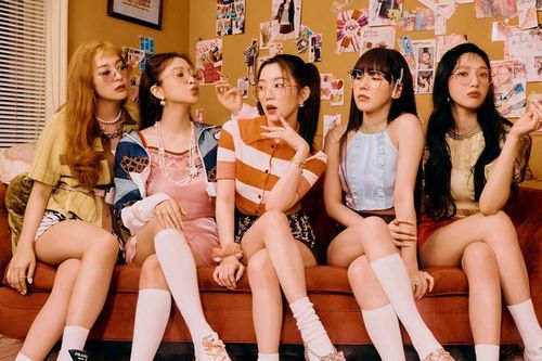 Điểm qua loạt thành tích ấn tượng của Red Velvet sau hơn 1 năm trở lại: chiếm trọn no.1 BXH iTunes