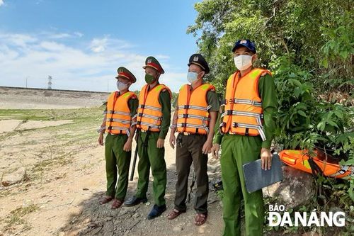 Tuần tra, kiểm soát xung quanh hồ Đồng Nghệ