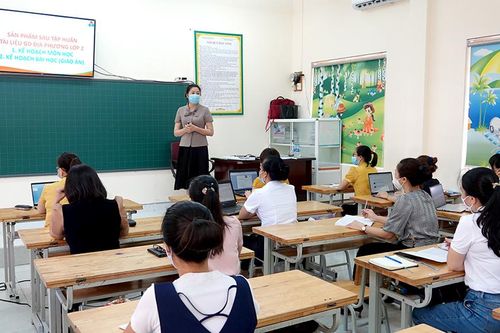 Bồi dưỡng giáo viên đáp ứng yêu cầu dạy học trong năm học mới