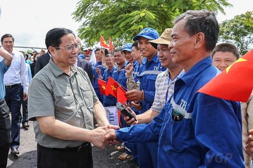 Thủ tướng: Phát triển cả doanh nghiệp nhà nước, doanh nghiệp tư nhân để xây dựng nền kinh tế độc lập, tự chủ, hội nhập