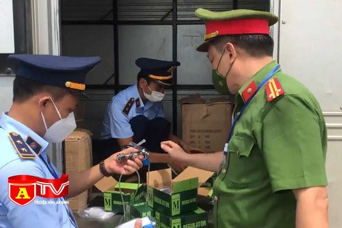 Hà Nội: Tạm giữ hơn 1.000 bộ van máy thở không rõ nguồn gốc xuất xứ