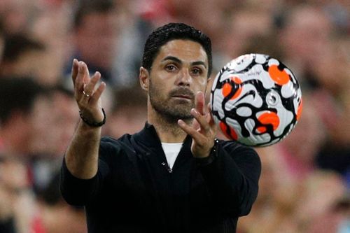Arsenal trả giá cho giấc mơ bóng đá đẹp của Arteta