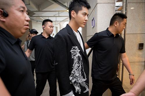 Ngô Diệc Phàm thường xuyên la hét trong tù