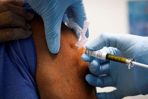 Moderna kỳ vọng doanh thu lớn từ mũi vaccine bổ sung